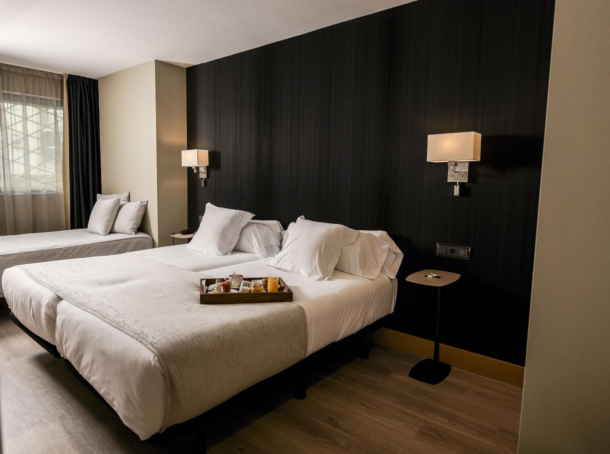 Hotel Plaza 4*