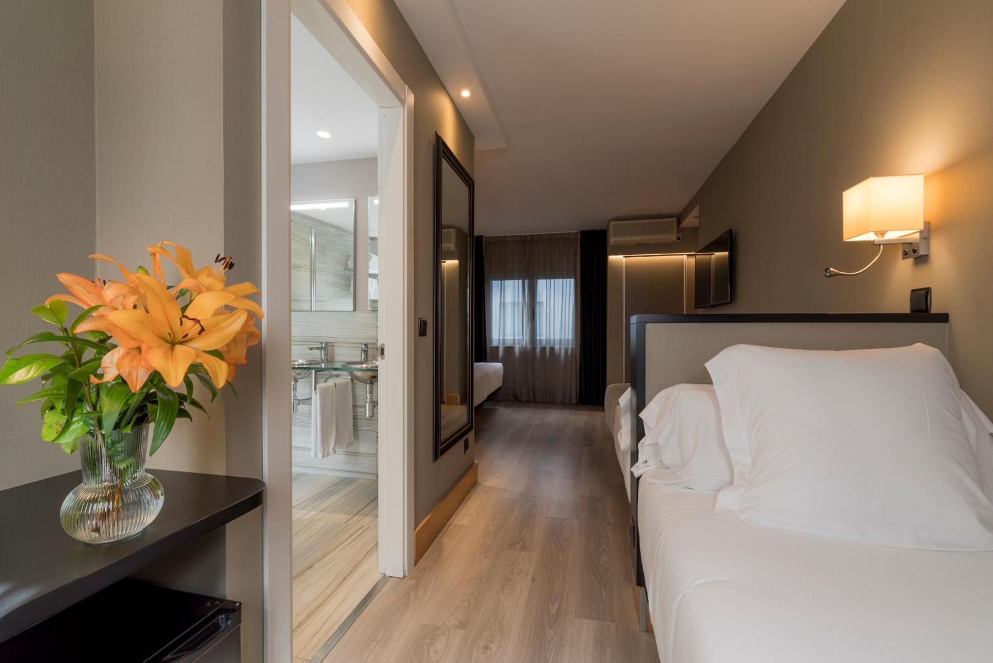 Hotel Plaza 4*
